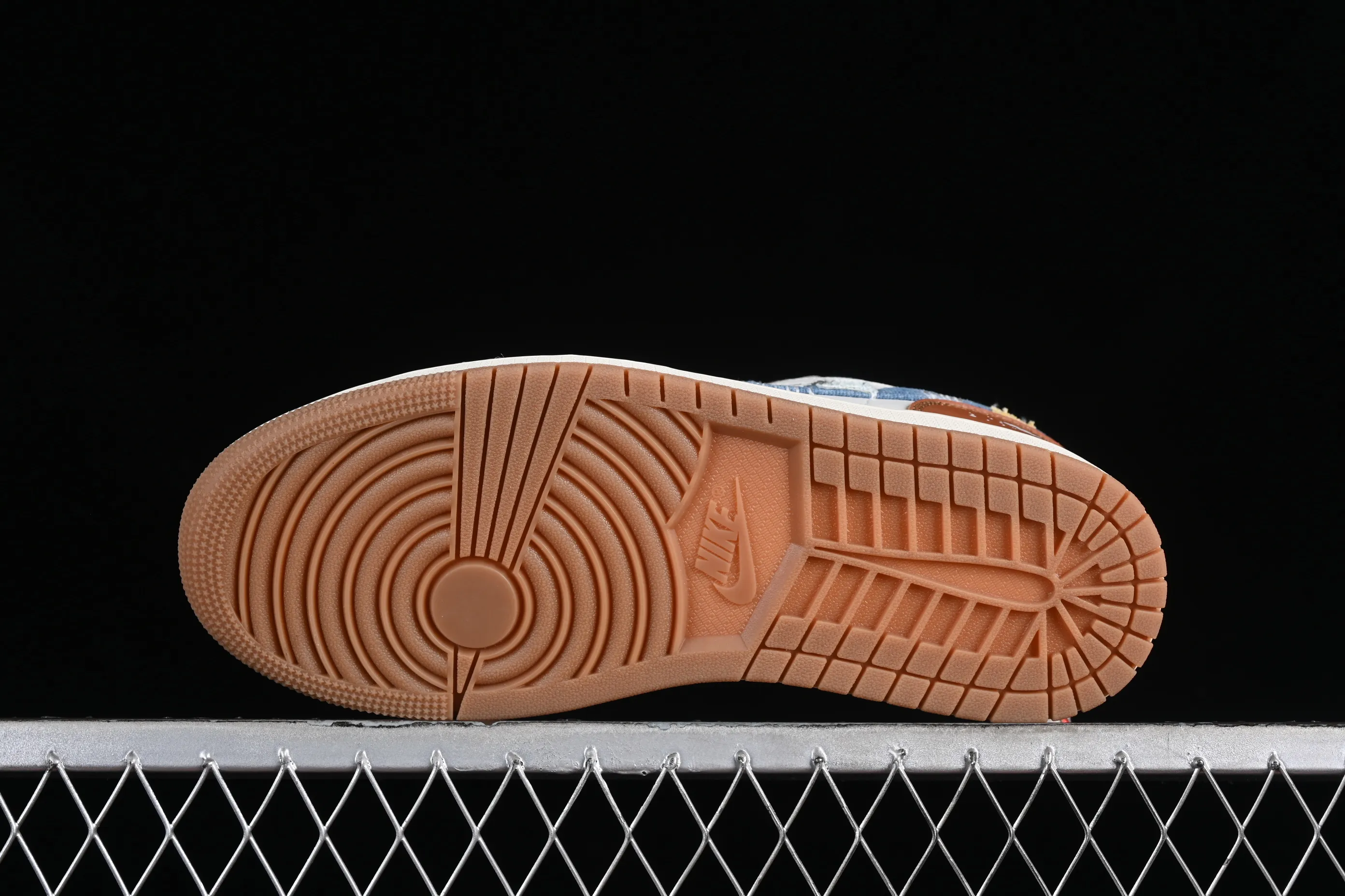 All Categories Air Jordan Jordan Series Basketball Shoes Air Jordan 1 Low Air Jordan 1 Low AJ1 Joe 1 National Treasure Panda Customized Low Bang Cultural Casual Shoes FZ5042-041